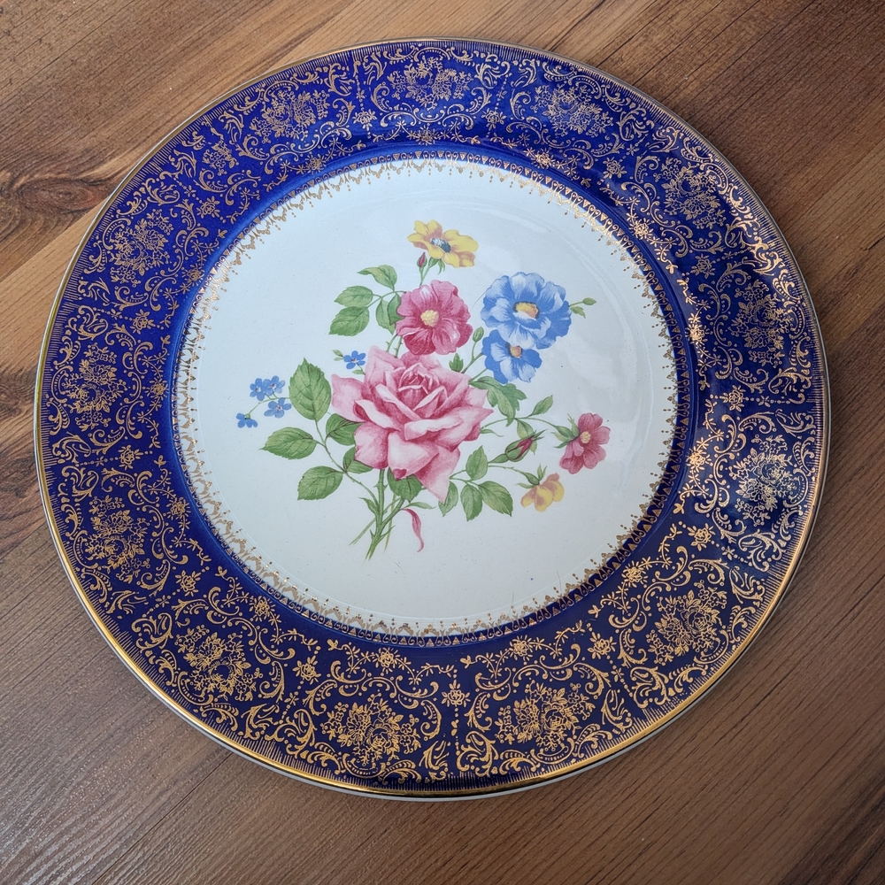 Vintage Imperial Salem Royal Service Plate With 23 Karat Gold